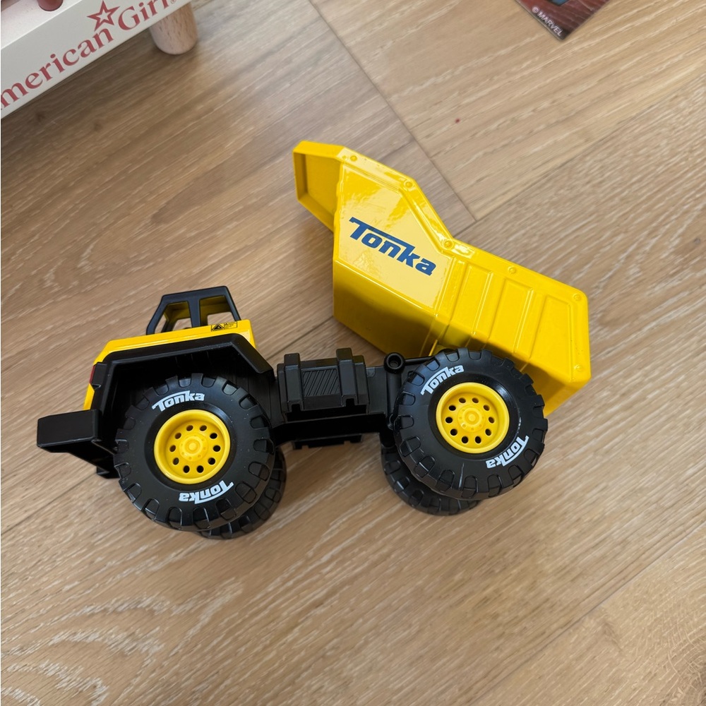Tonka Retro Metal Yellow and Black Dump Truck Toy - Picture 2 of 6